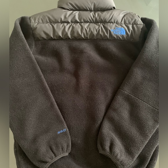 THE NORTH FACE BOYS JACKET BLACK WITH BLUE SIZE M AGE 10 - 12 - Picture 4 of 10